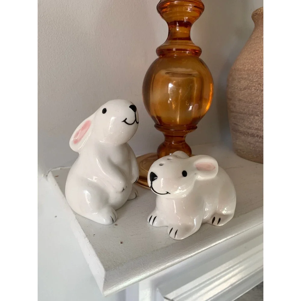 Vintage White Ceramic Bunny Rabbit Salt and Pepper Shakers Set Easter Decor